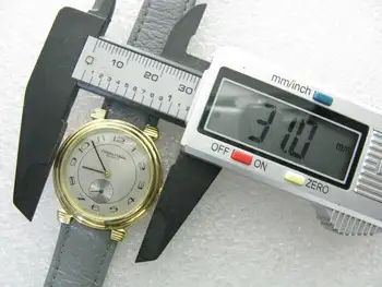 Неизвестни стари кварцов дамски часовник неутрална форма Charles унисекс Quartz