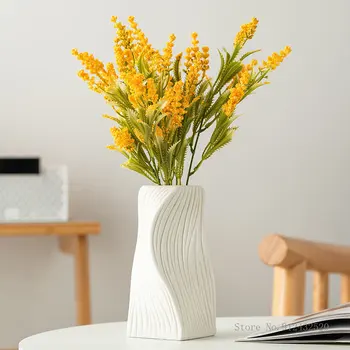 Скандинавска бяла керамична ваза, в проста и усукана ивица, модерна и креативна, за всекидневната, сухо цвете, хидропоника, 1бр